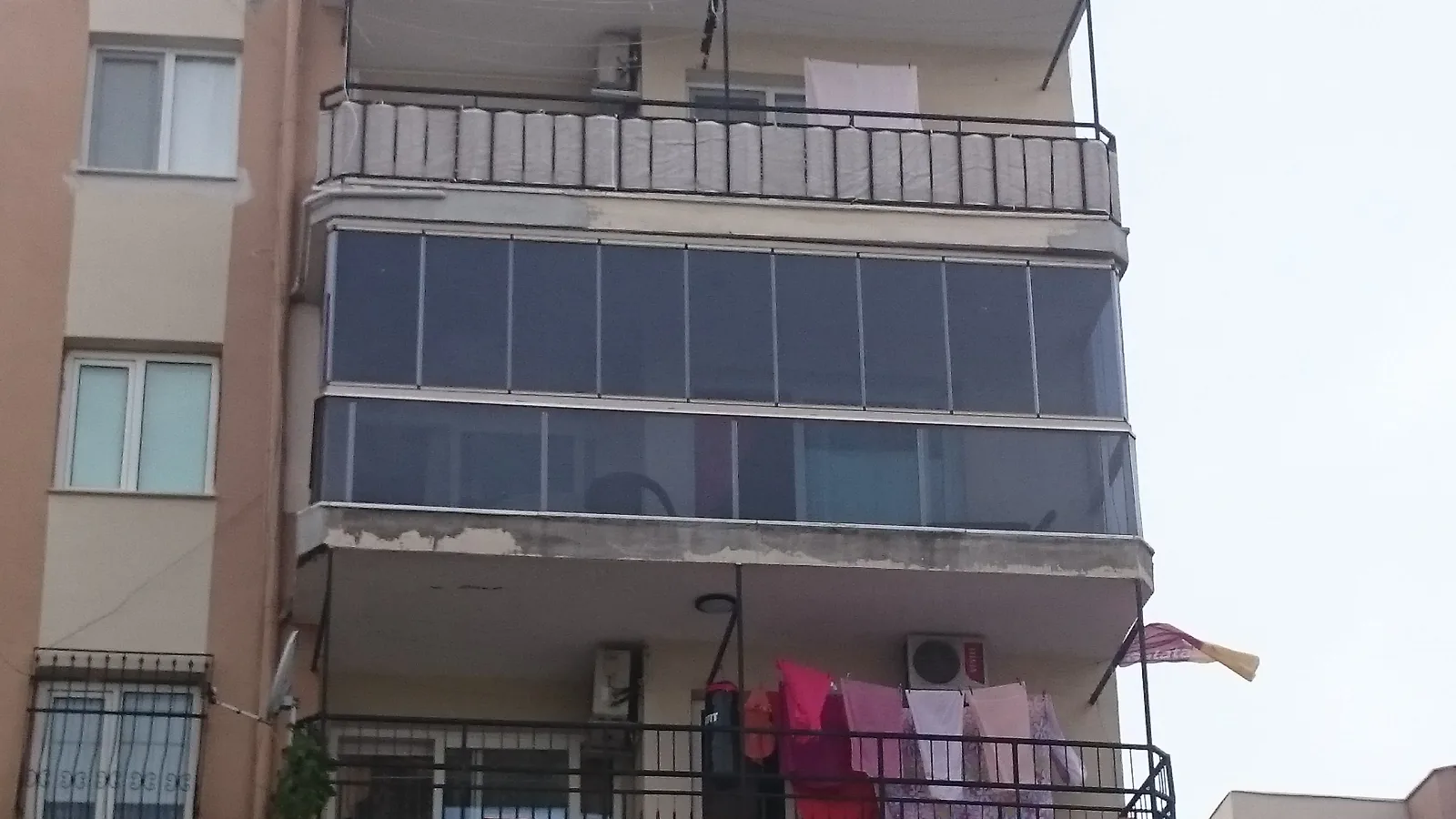 Cam Balkon Uygulama