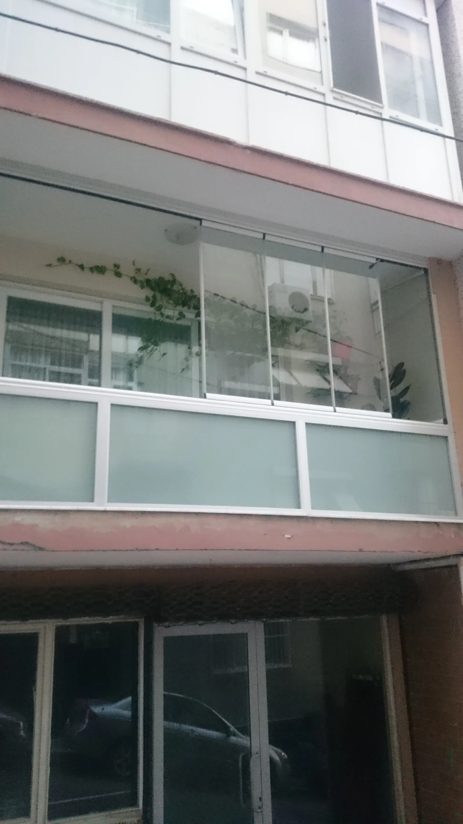 Cam Balkon Uygulama